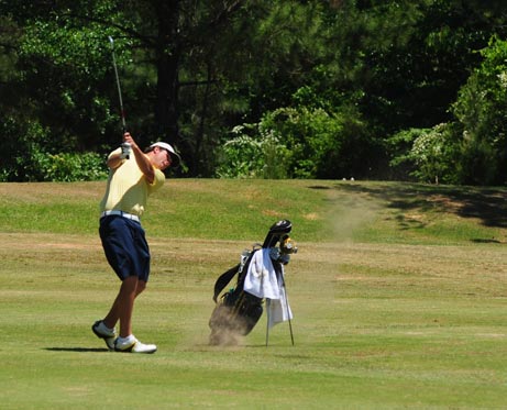 MGCCC golf team, player both ranked 3rd in nation